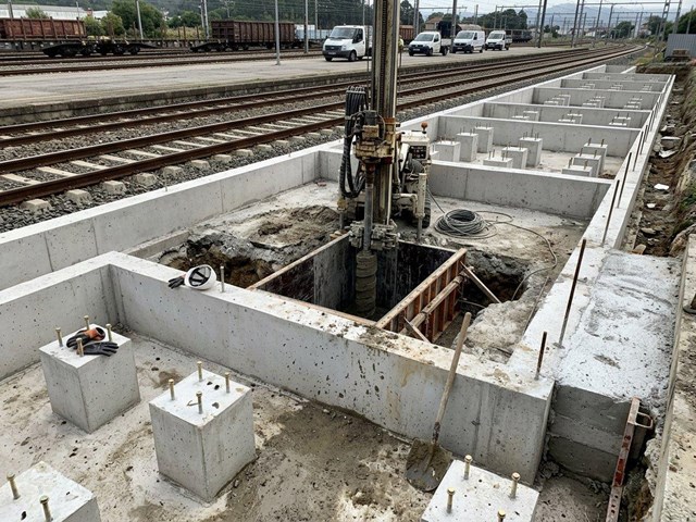 Aplicamos la precisión de la gran obra civil con micropilotes para vías ferroviarias en Pontevedra