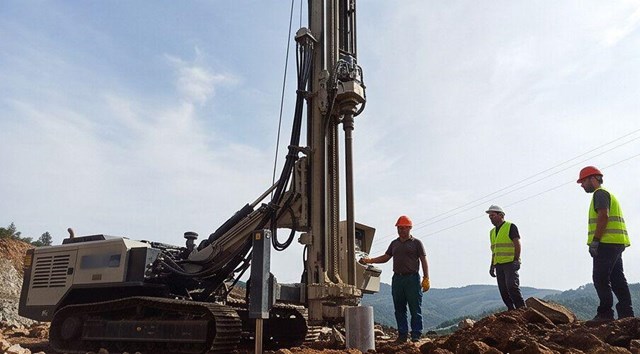 Ejecutamos a gran escala la perforación de pozos de barrena industriales en Ourense - Imagen 1