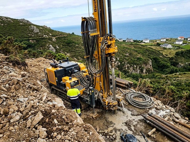 Ningún terreno es imposible para nuestra maquinaria en zonas de difícil acceso en A Coruña