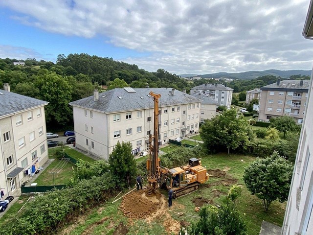 Riegue y limpie las zonas comunes con pozos de barrena para comunidades de vecinos en Lugo
