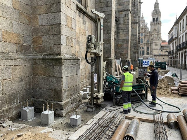 Su inmueble suma años con refuerzo estructural de edificios existentes con micropilotes en Santiago